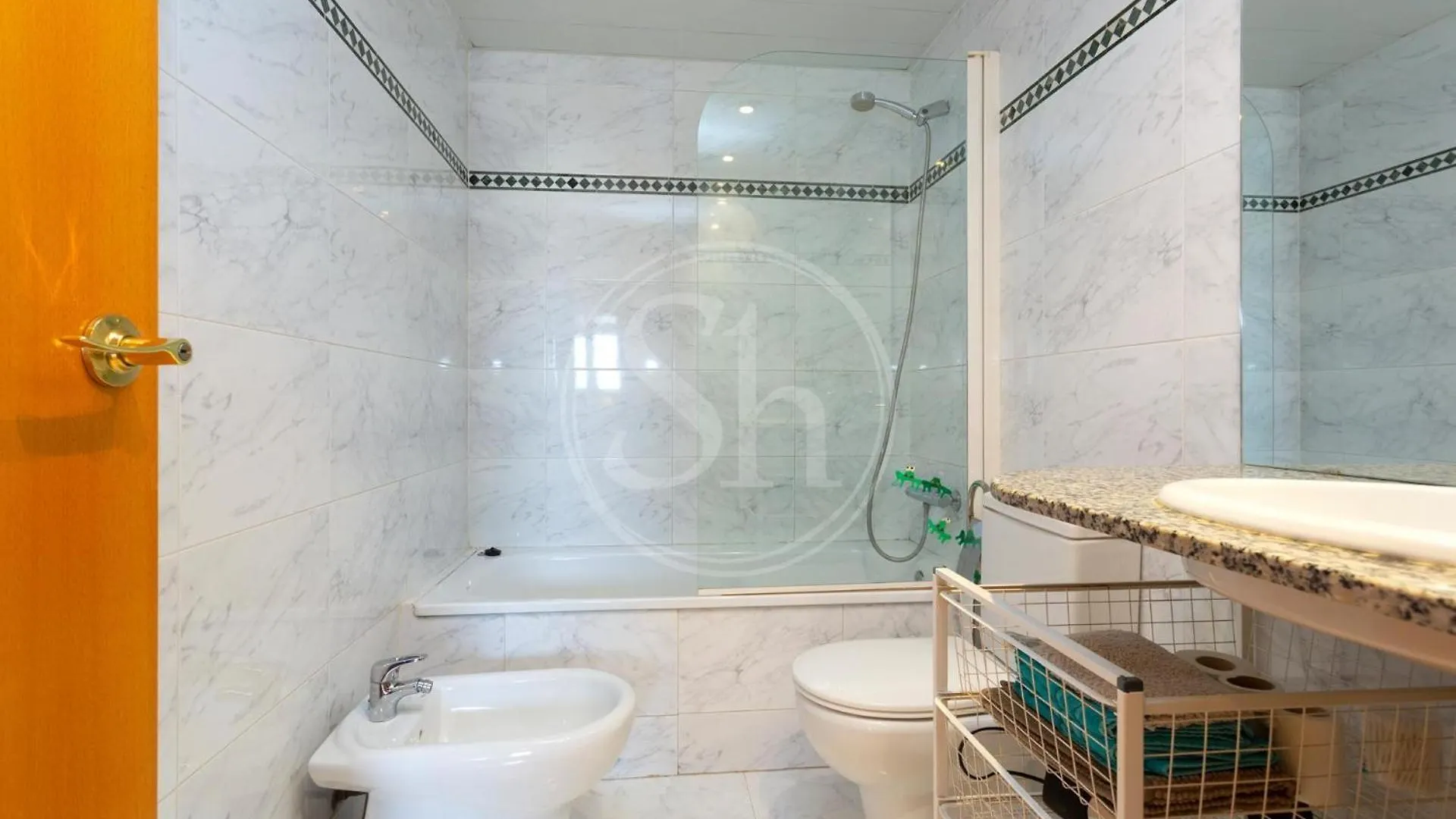 Comodo Apartamento Junto A Hospital Sant Pau Barcelona 0*,